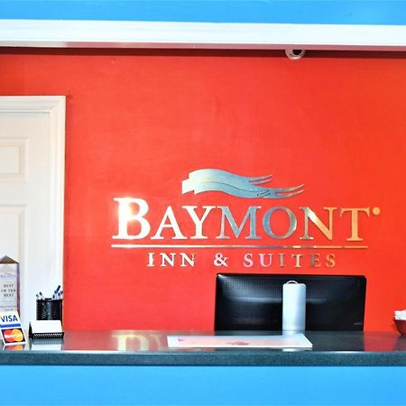 Baymont By Wyndham Forest City Exteriér fotografie